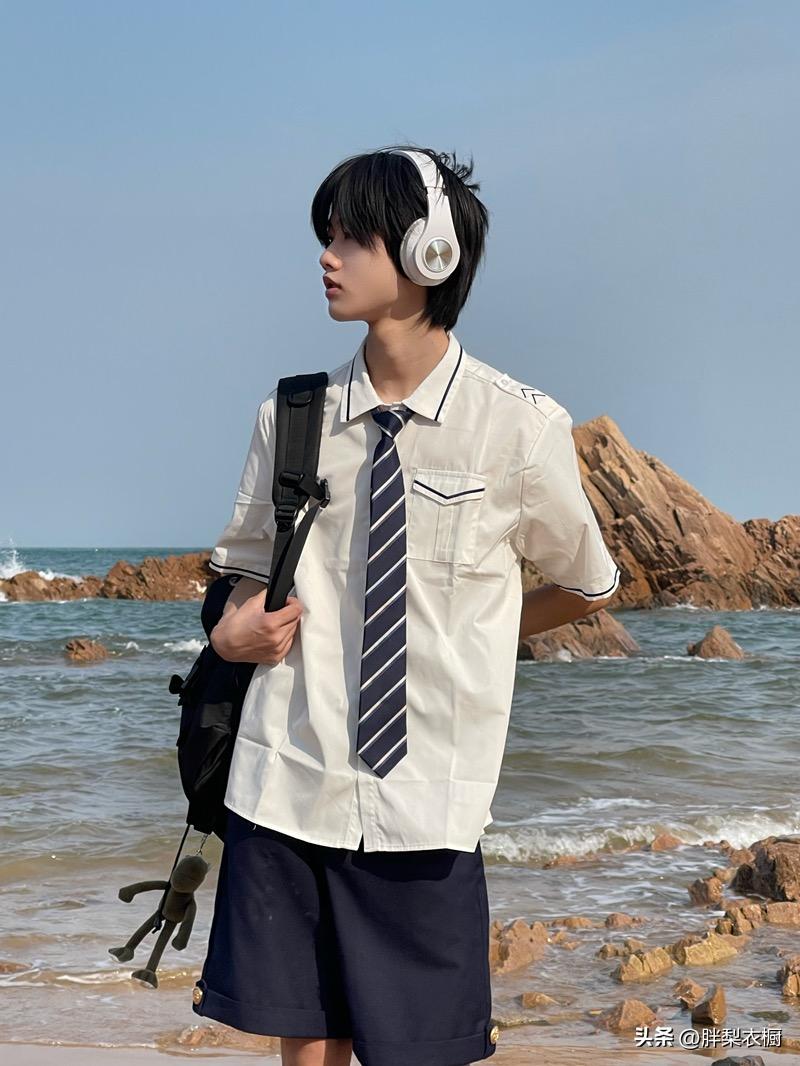 女生制服是叫jk吗 (女生叫jk制服叫什么)