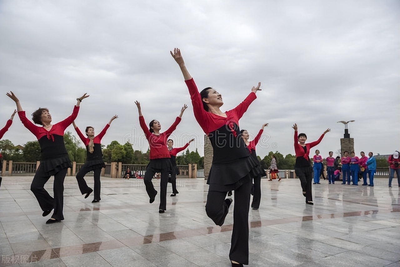 舞蹈是一门以特殊形式展现的艺术,舞蹈是一种什么的艺术