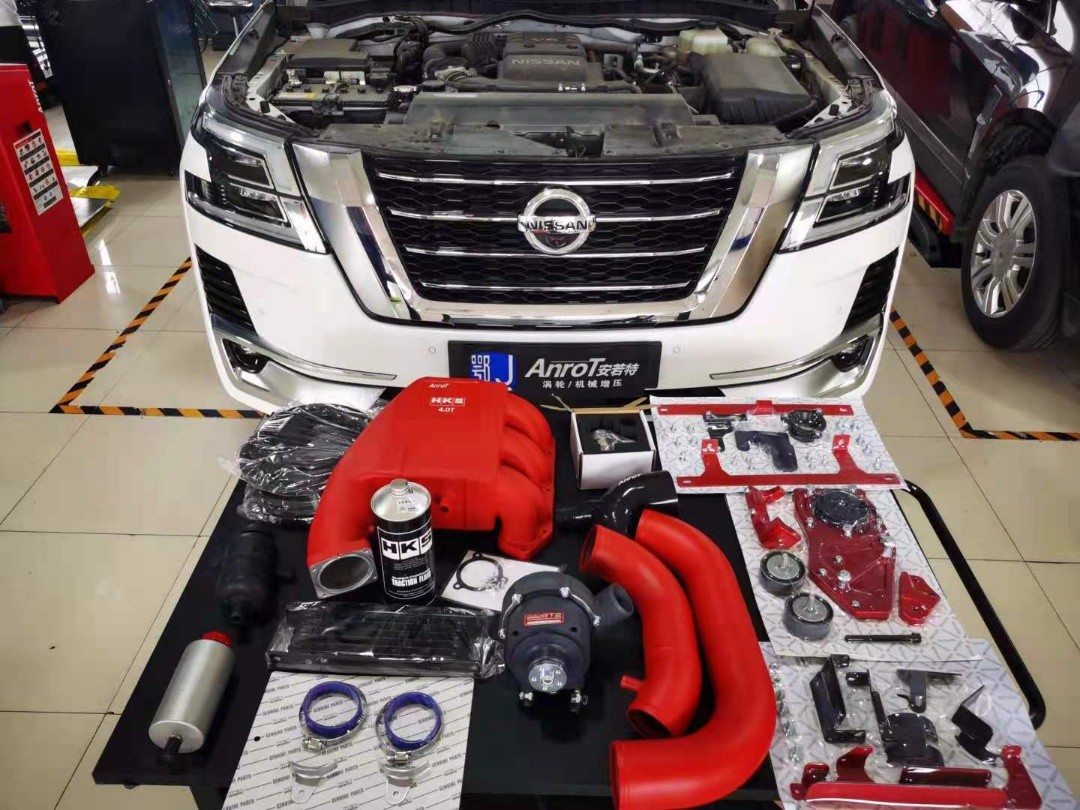 手握方向盘越野视频,途乐沙地穿越