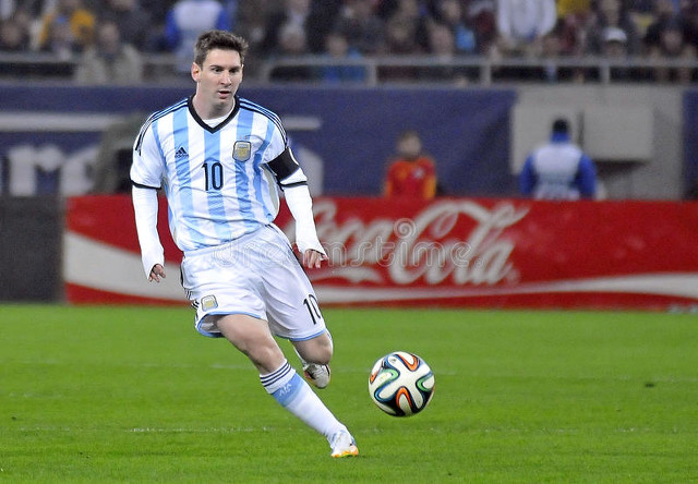 大巴黎主帅确认梅西将离队,梅西在大巴黎为什么离队了