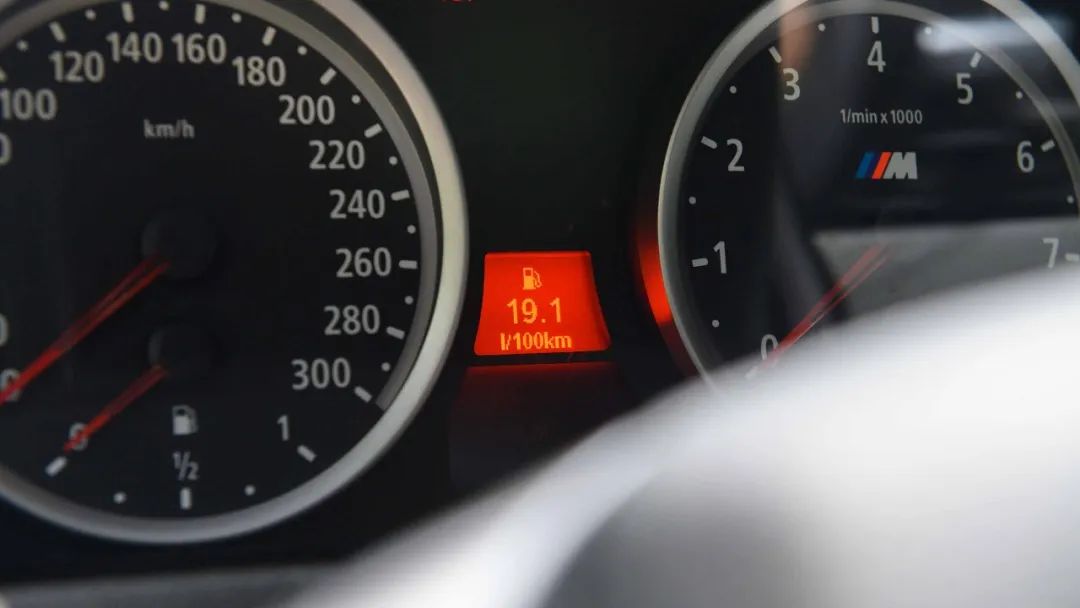 “可爱”又“环保”！诺粉入手4.4TV8宝马X5M