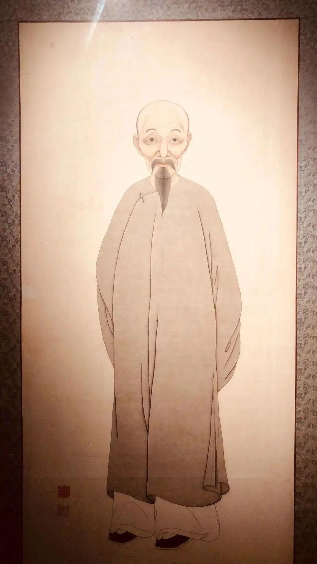 莫泊桑的三大短篇,莫泊桑与谁并称三大短篇小说之王