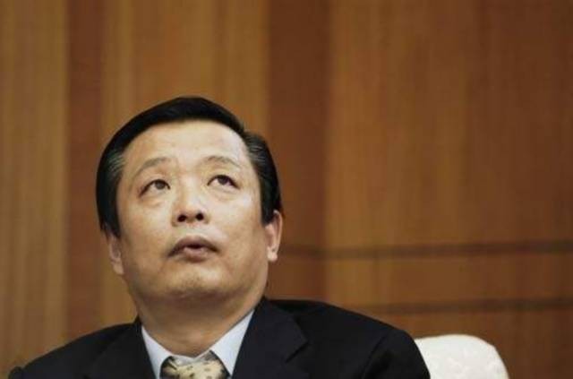 巨贪“皮四局”落马史：纪委布网调查两年，女儿回国后交代所有