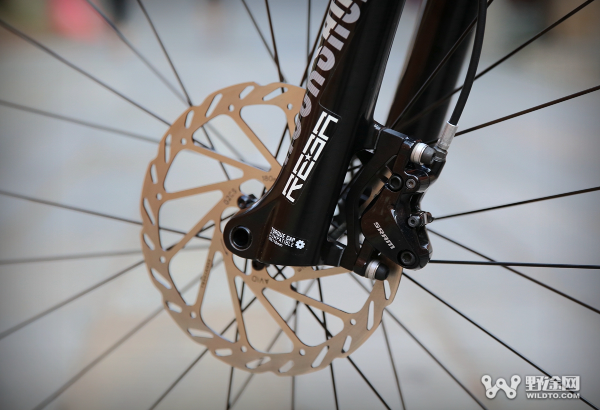 喜德盛山霸mt7口碑,喜德盛mt3山霸碳纤维山地车