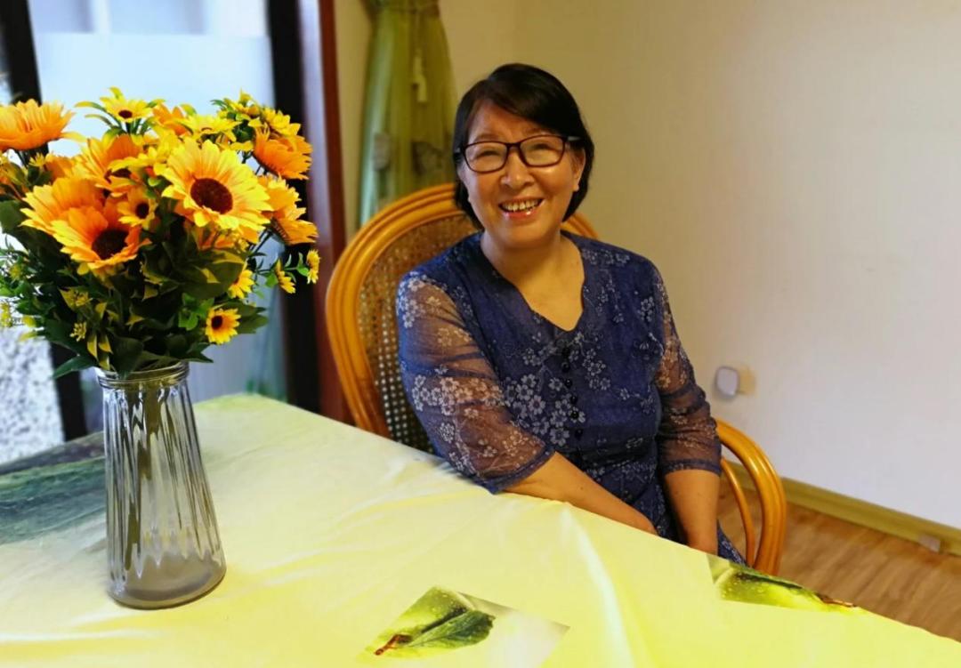 一位向中央上书，改变了千万名知青命运，帮助过万小刀的女知青