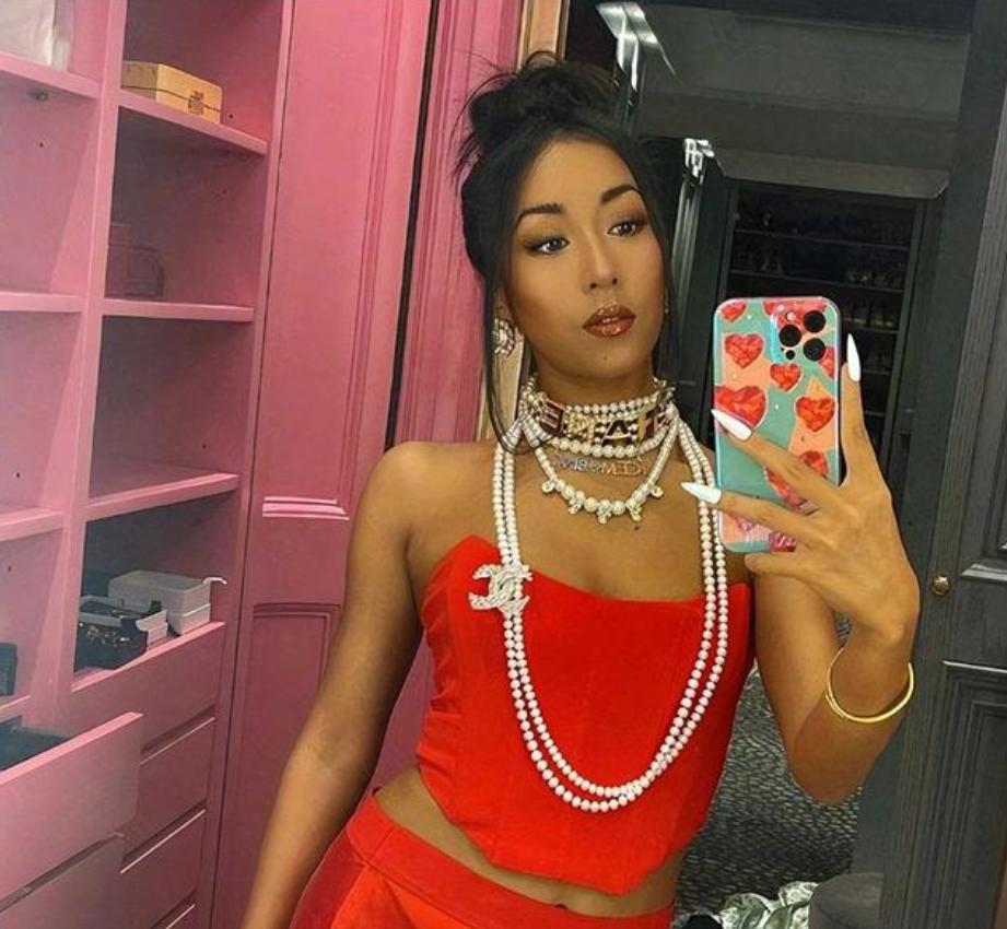 “插足他人、损人利己”！醒醒吧，吉克隽逸！唱歌不是你的遮羞布