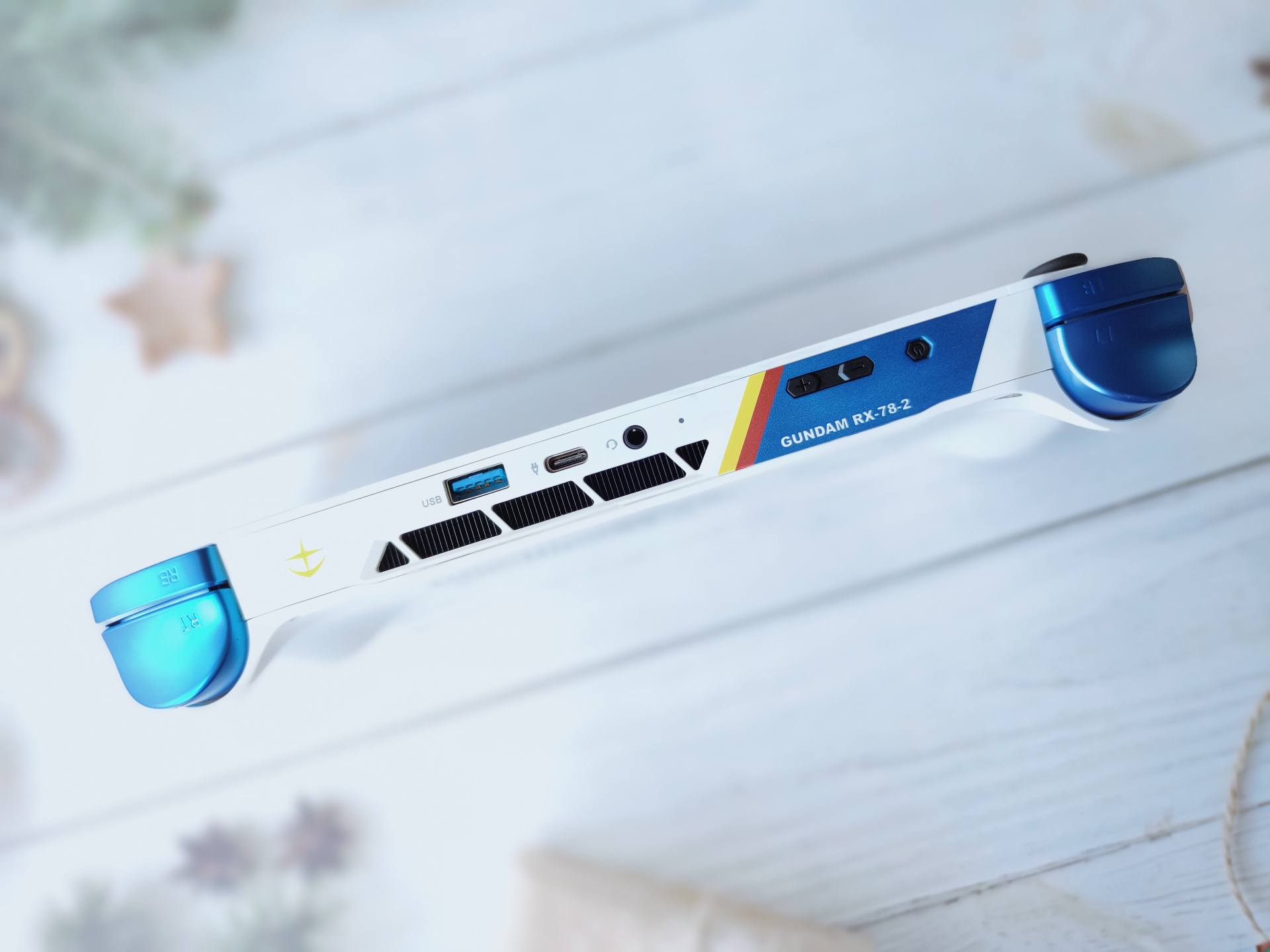 onexplayer高达限量版和普通区别,onexplayerminipro高达限量版