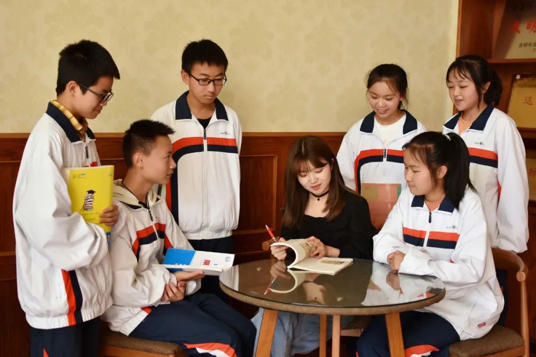 昆明三中空港实验学校,筑梦未来共成长