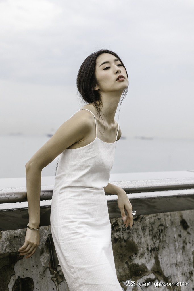 在店铺如何拍服装照片好看,室内如何拍出好看的服装照片