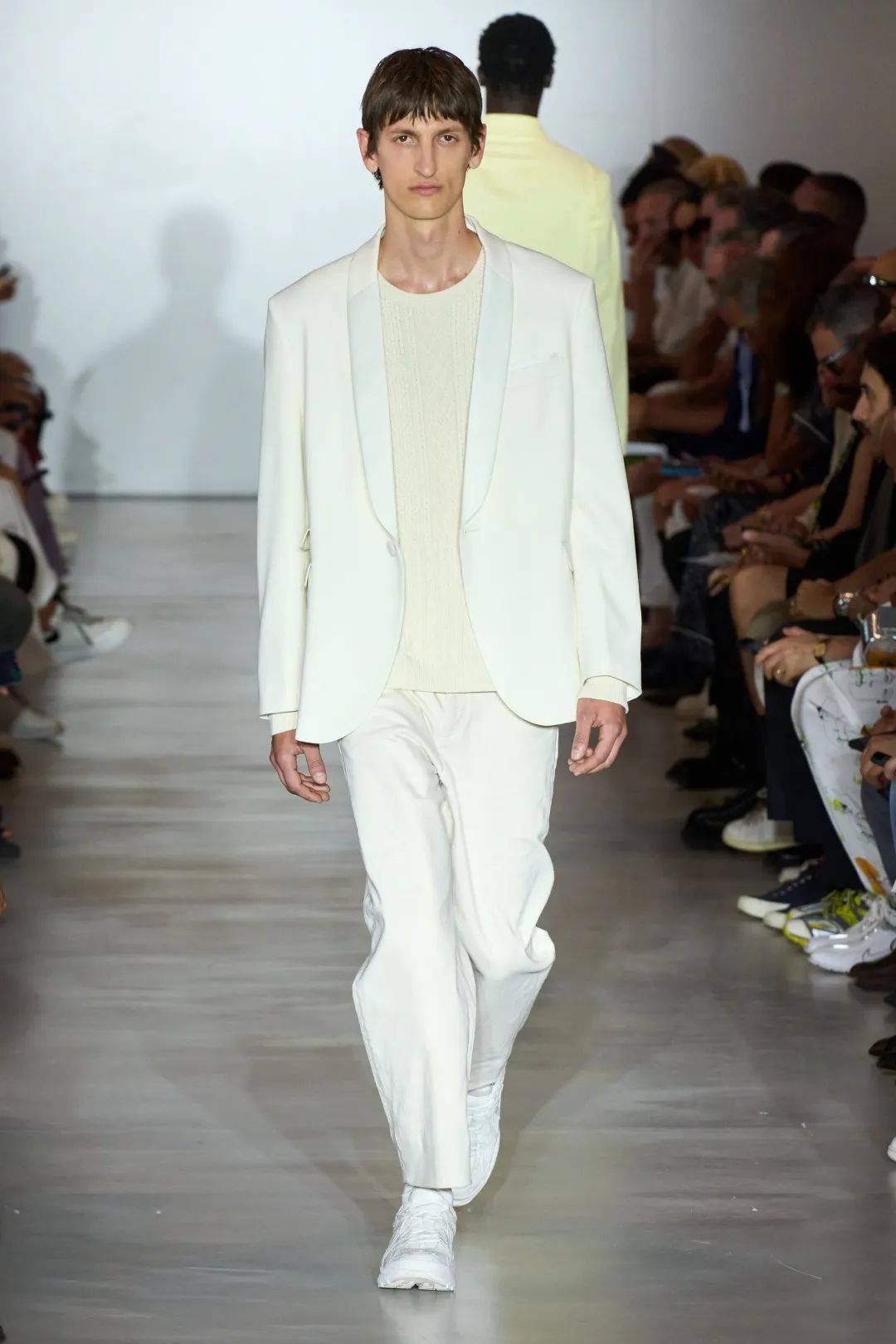 阿玛尼2024米兰春夏时装秀,2024米兰春夏时装周时间表