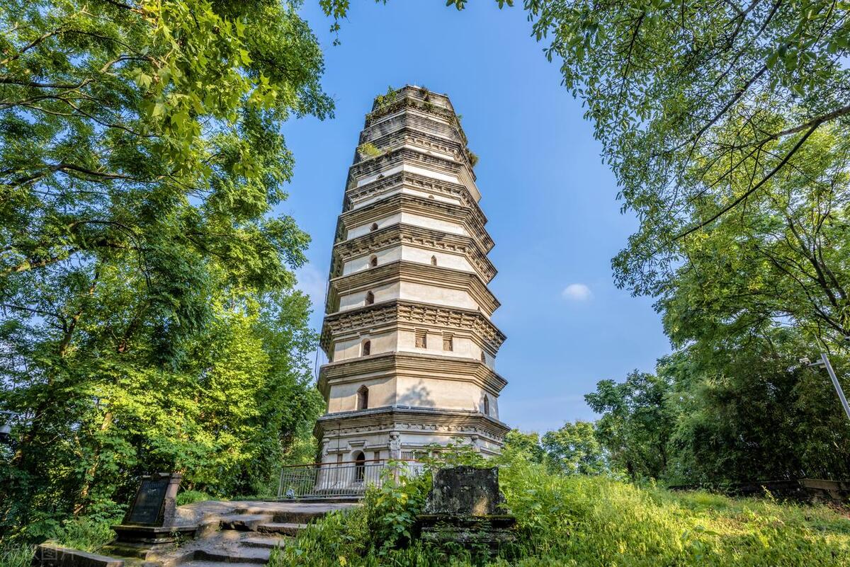 重庆AAAAA级景区有哪些,重庆aaaaa级景区云端廊桥