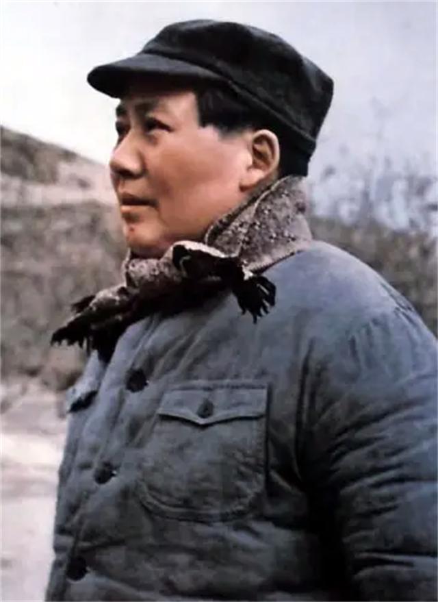 遵义会议上关键一票，直接改变中国命运，是谁把票投给了毛主席？