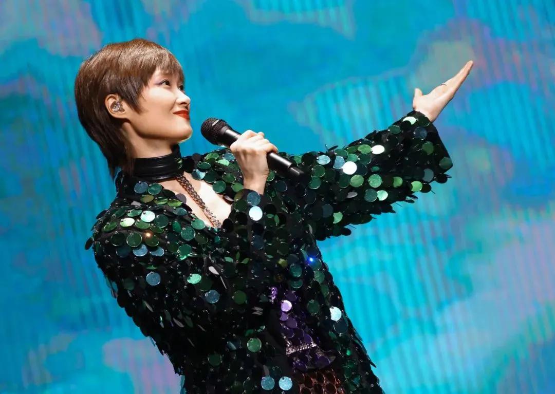 李宇春周末愉快演唱会有几场,李宇春周末愉快演唱会是多长时间