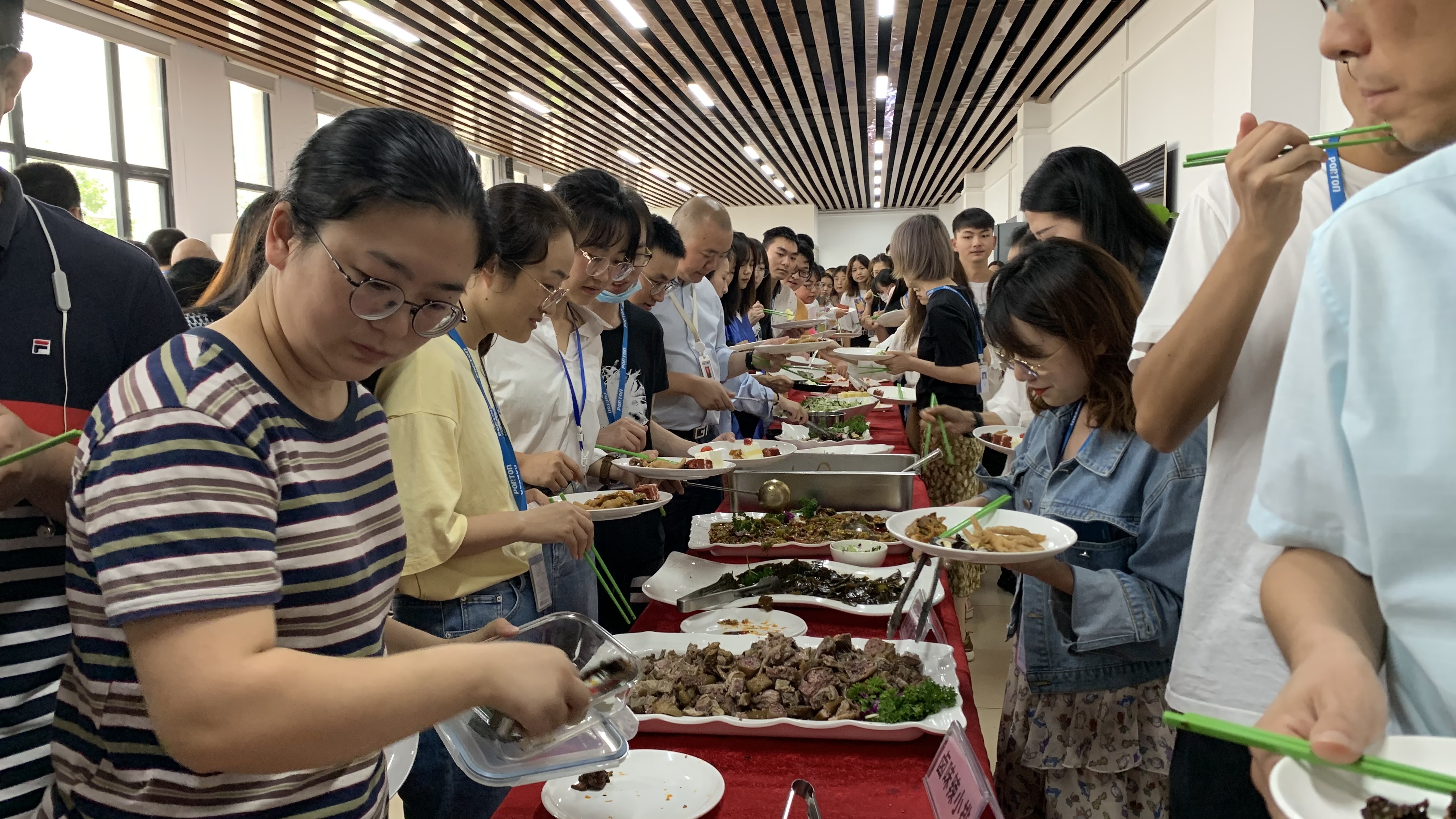 重庆机关单位食堂承包外包,重庆工厂食堂承包模式图