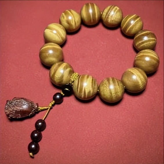 金丝楠木手串15mm和20mm哪个合适,金丝楠木手串才几十一串吗