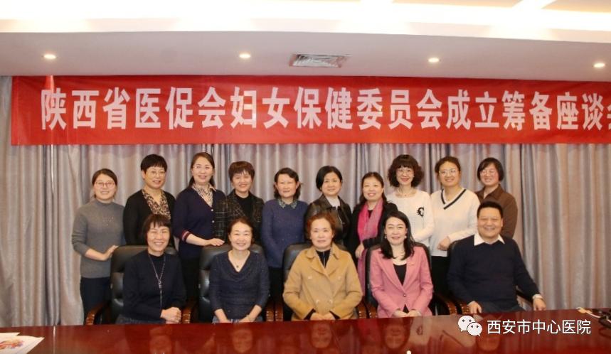 相约云端,相约云端共迎祖国朝阳