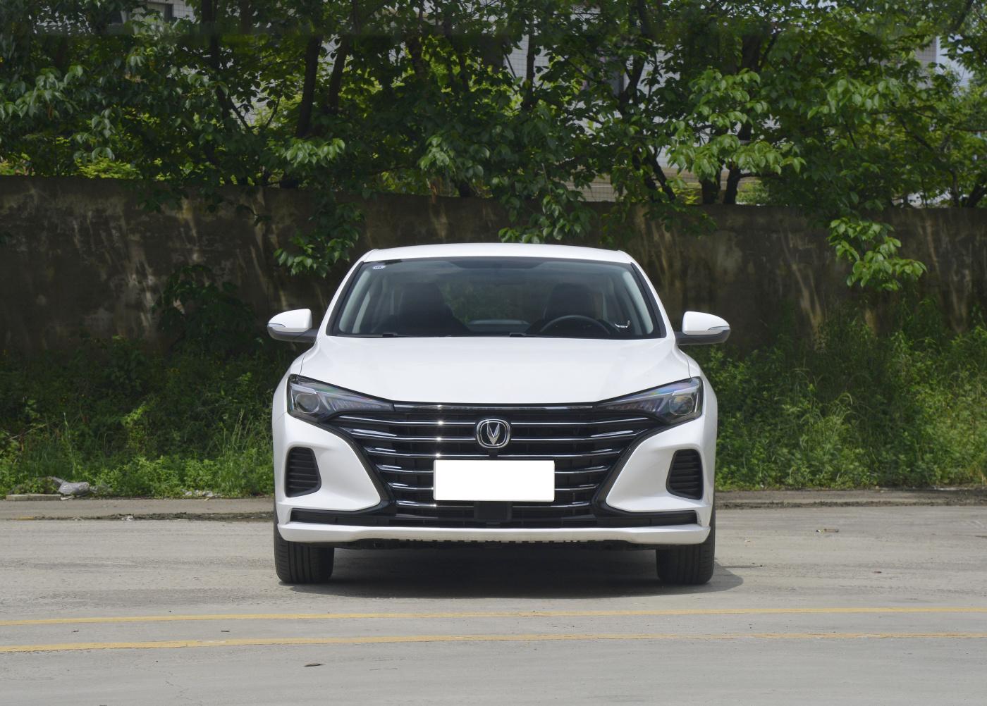 预算8万落地逸动,花7万买电车值得吗