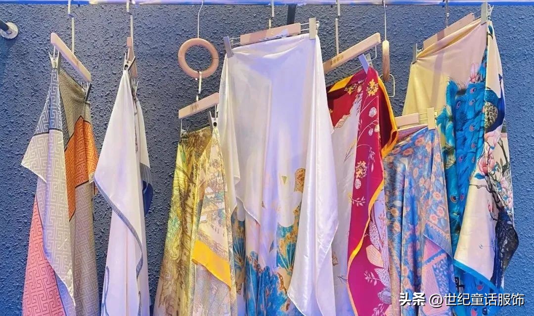 中秋节女装店引流活动方案,国庆节服装店营销活动如何做