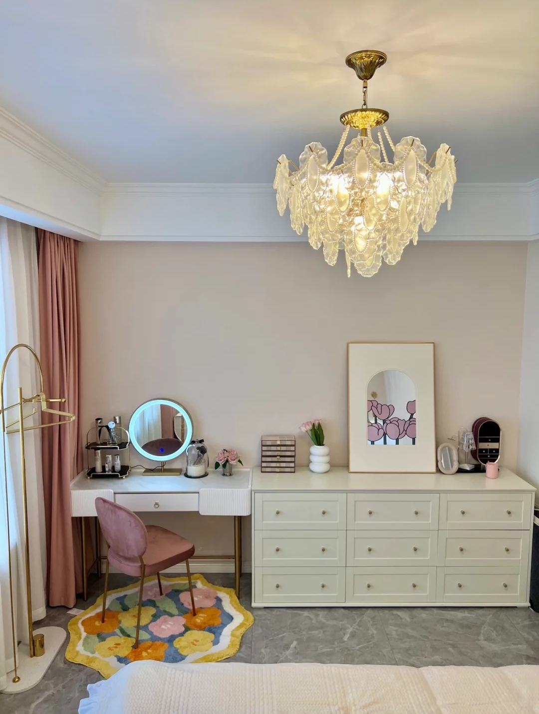 陕西夫妇晒出自家144㎡新房走红：不豪华，却是很多家庭的榜样