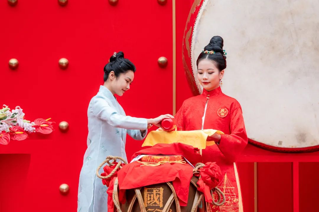 泸州老窖宣布推出国窖派国窖1573,泸州老窖国窖1573封藏定制壹号