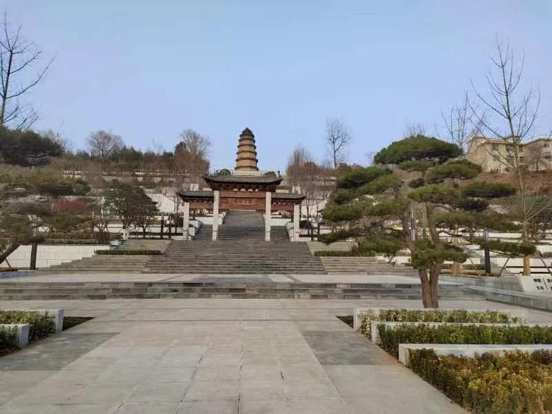 龙山公园攻略,龙山公园一日游