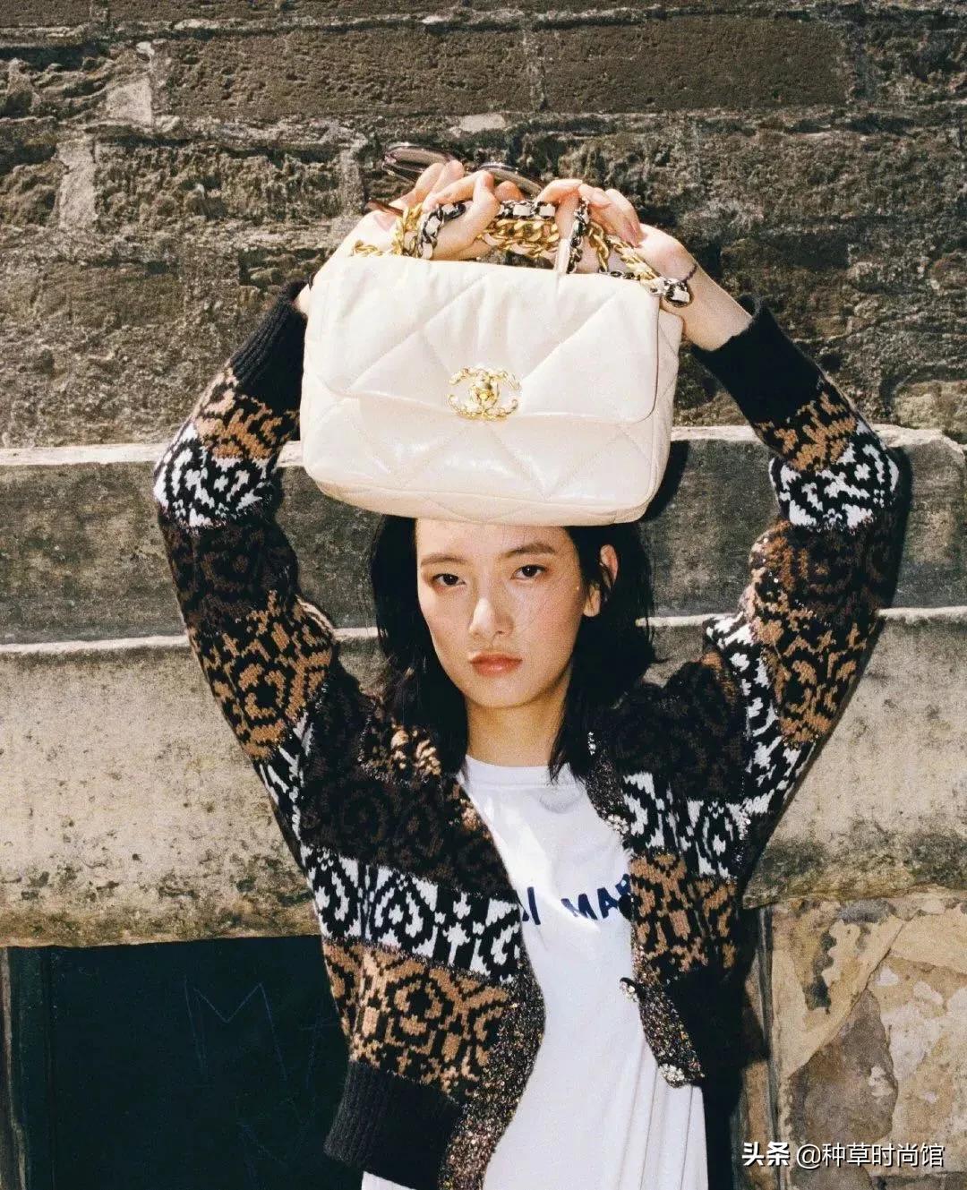 大牌包包入门推荐3000左右黑色,今年最值得入手的大牌包包推荐