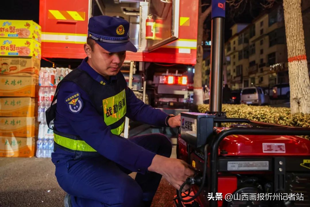 大型商业综合体消防演练任务分工,忻州消防开展无预案拉动实战演练