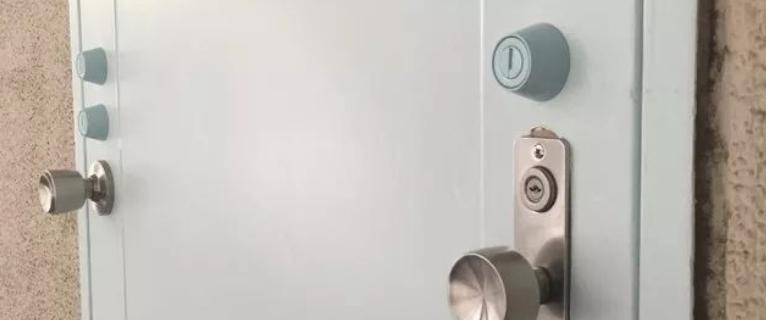 日本人发明的手机支架,日本戒手机瘾神器