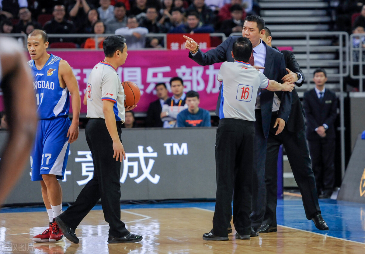 山东男篮巩晓彬最新消息,山东男篮主帅巩晓彬去哪里了