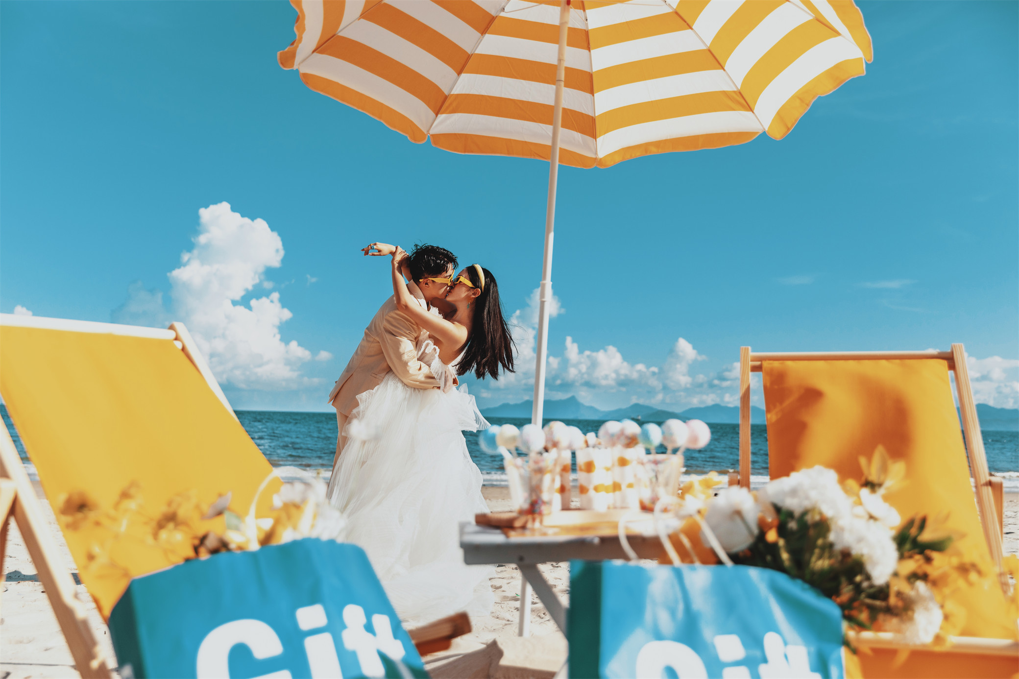 铂爵旅拍三亚婚纱照一套多少钱,三亚旅拍婚纱照推荐哪家好