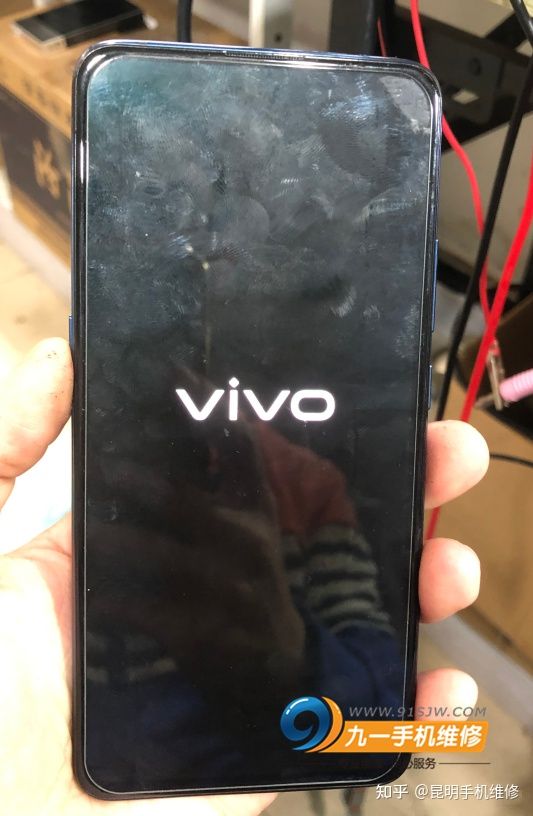 vivo手机黑屏开不开机怎么回事,vivox6splus黑屏不开机