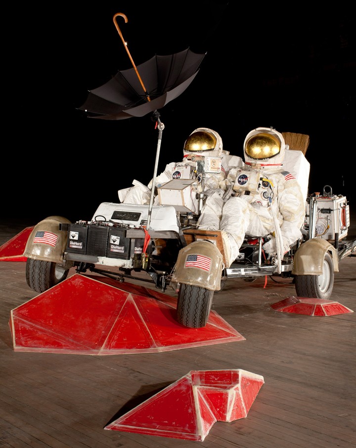 耐克花鞋,耐克只用一张皮做的鞋