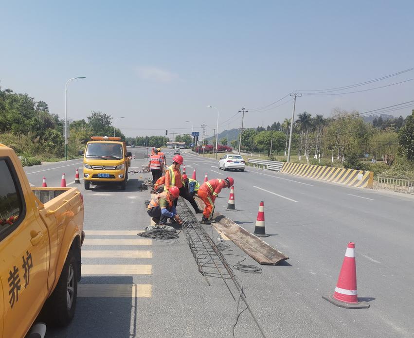 畅路网保出行厦门交出精彩答卷——市大交通办（道交办）牵头高水平开展全市道安工作助力高质量发展