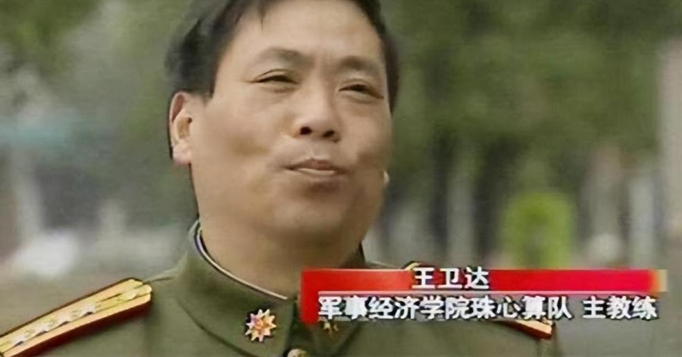 内蒙古六岁天才女孩特招入伍,内蒙6岁女孩入伍