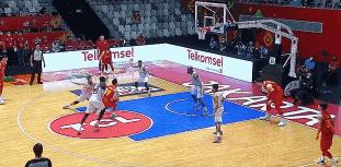 还好有姜，却难掩尴尬！50万人口的巴林险些掀翻中国男篮