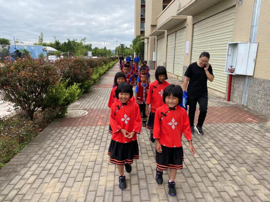 佤山小足球队,佤山少年足球队