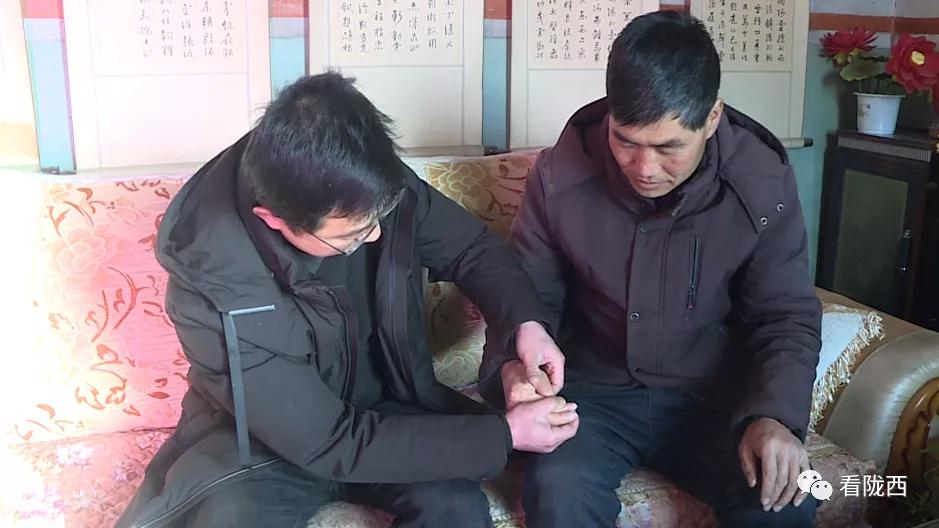 我为群众办实事倾听心声解难题,我为群众办实事真情服务暖人心