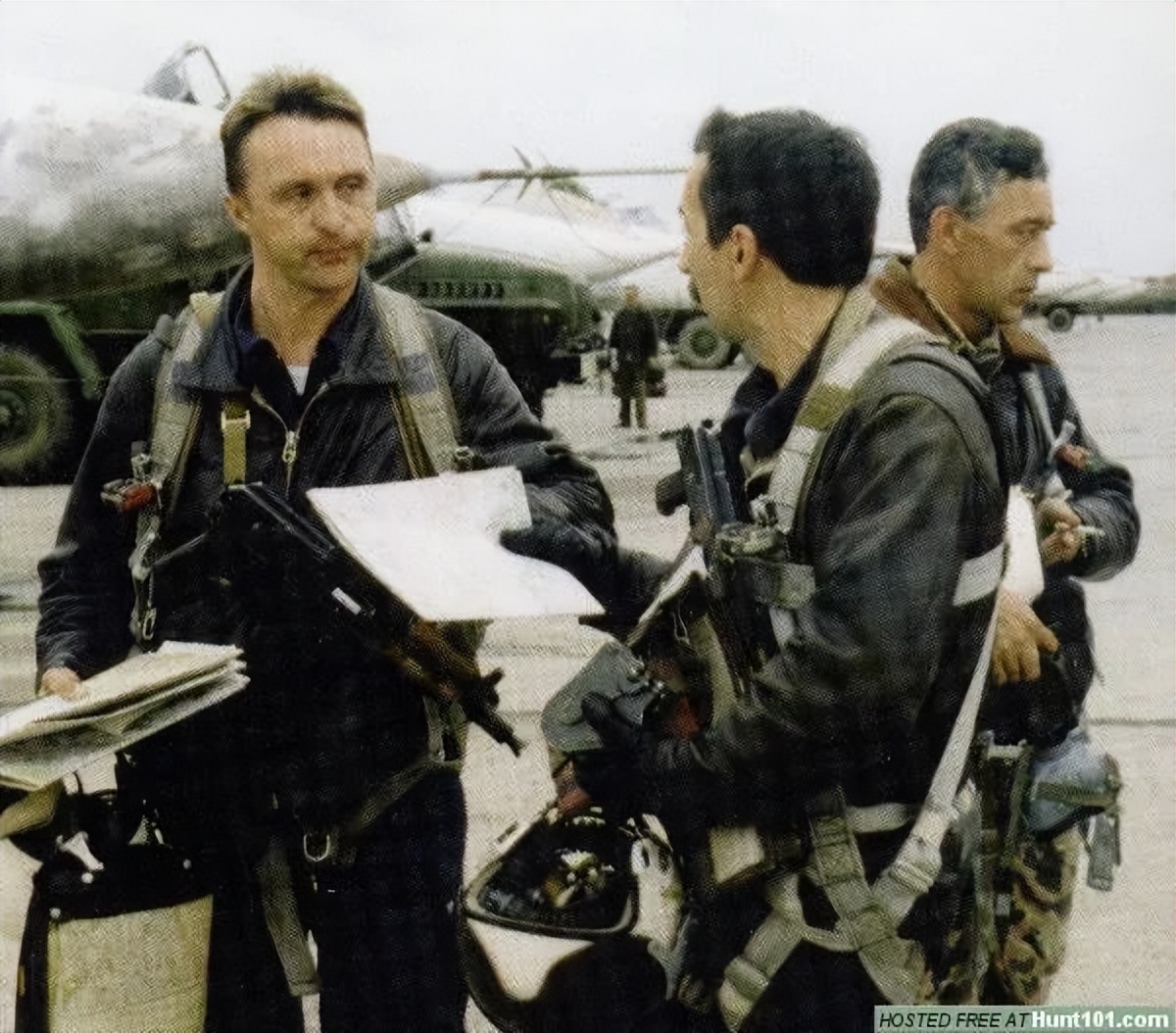 兵团新警,警用突击步枪与军用突击步枪