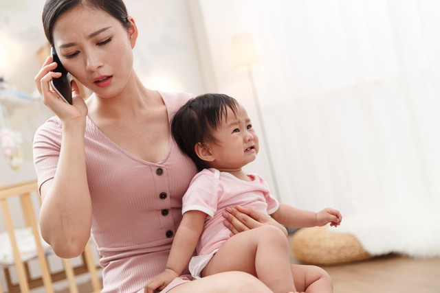 为丈夫生儿育女,为老公拼命生娃