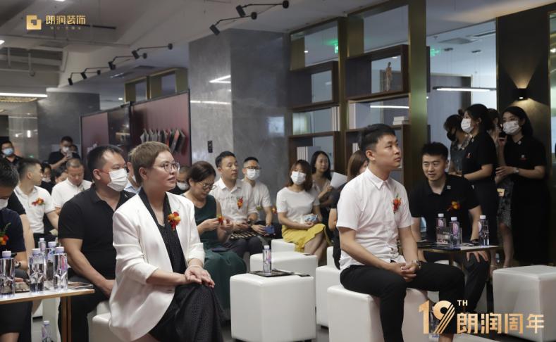 朗润装饰推荐,朗润装饰简介