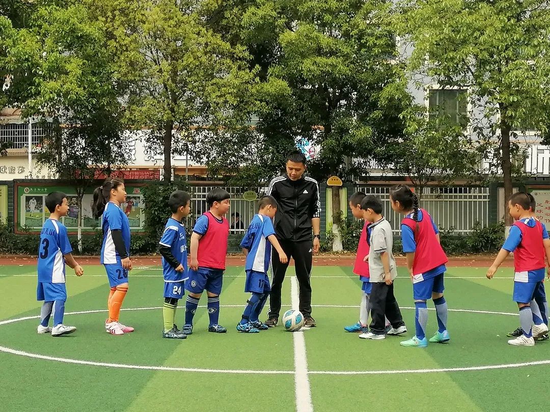 南充市每年小学生足球比赛在哪里,南充市孔迩街小学校