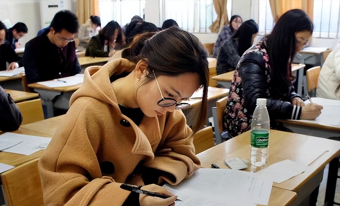 直接考本科和专升本有什么区别,专升本的学历跟本科有什么区别