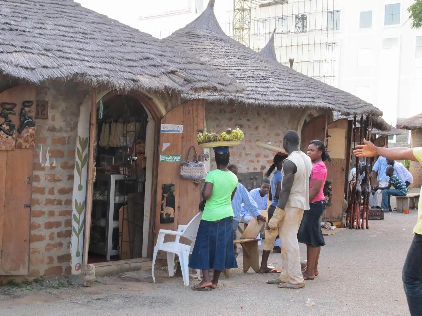 中国人到非洲打工，一年能挣多少钱？