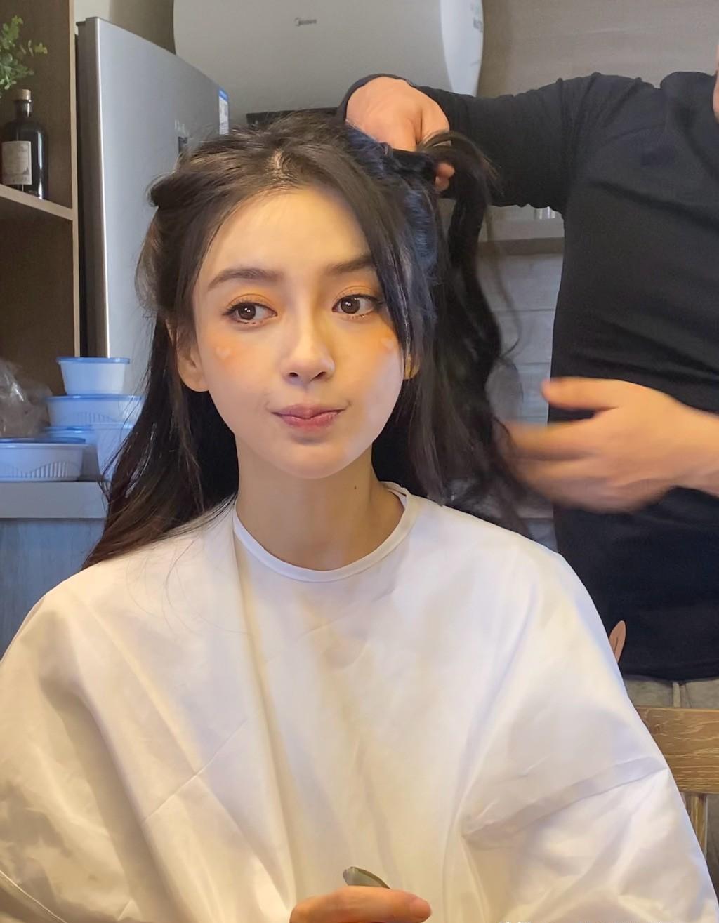 angelababy私服欧时力,欧时力angelababy同款羽绒服海报款