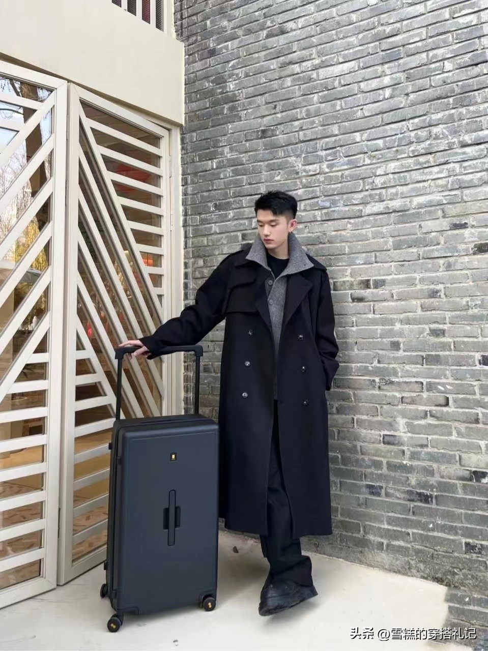 40岁的男人穿什么搭配好看,40多岁的男人怎么穿搭才有气质