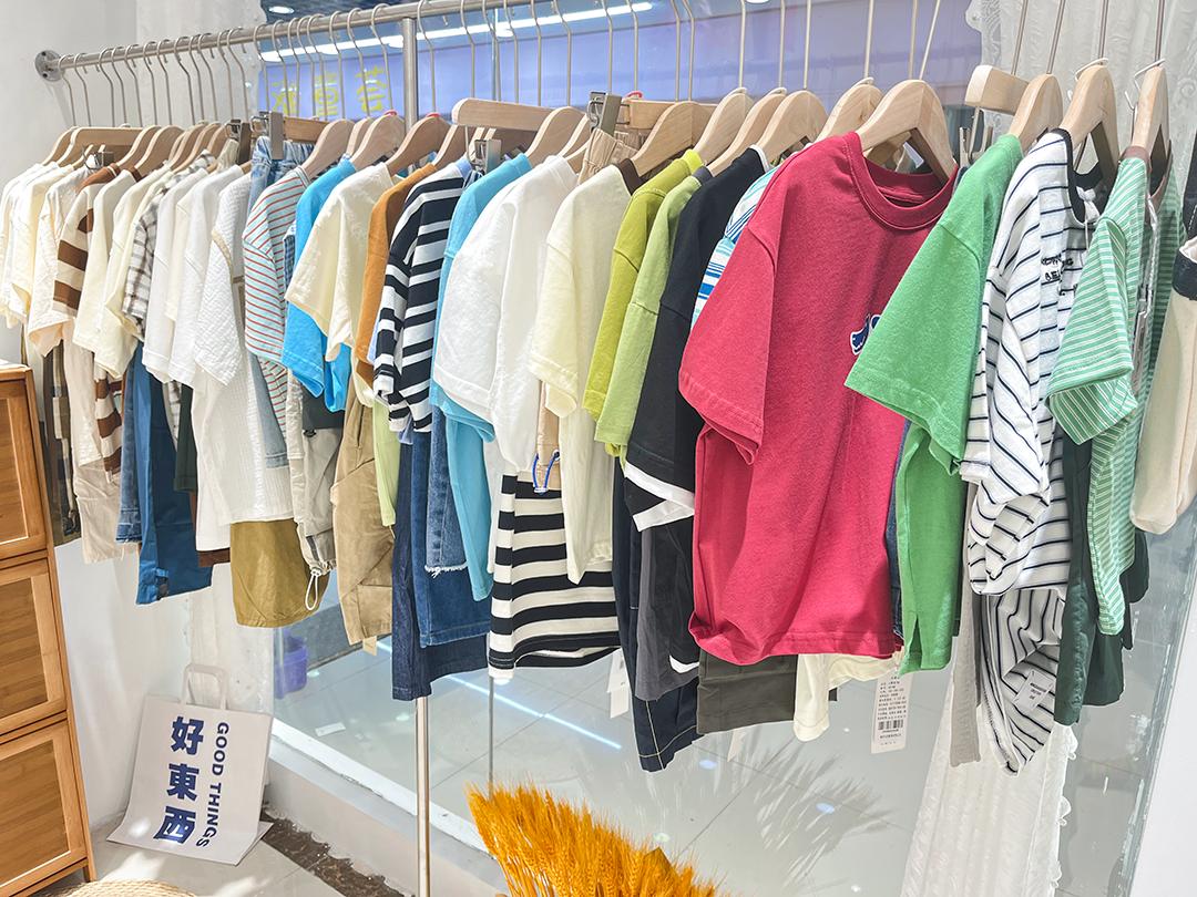 新店速递｜95后选品师掌舵这家童装店“尖货”时尚又好搭