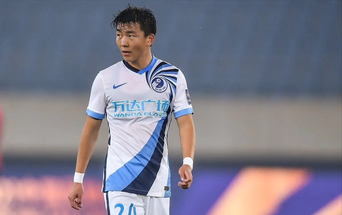 谢晖迎战旧主上港,童磊谢晖