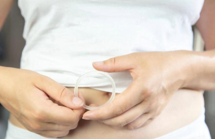 霉菌性阴道炎的症状与预防,霉菌性阴道炎的症状和注意事项