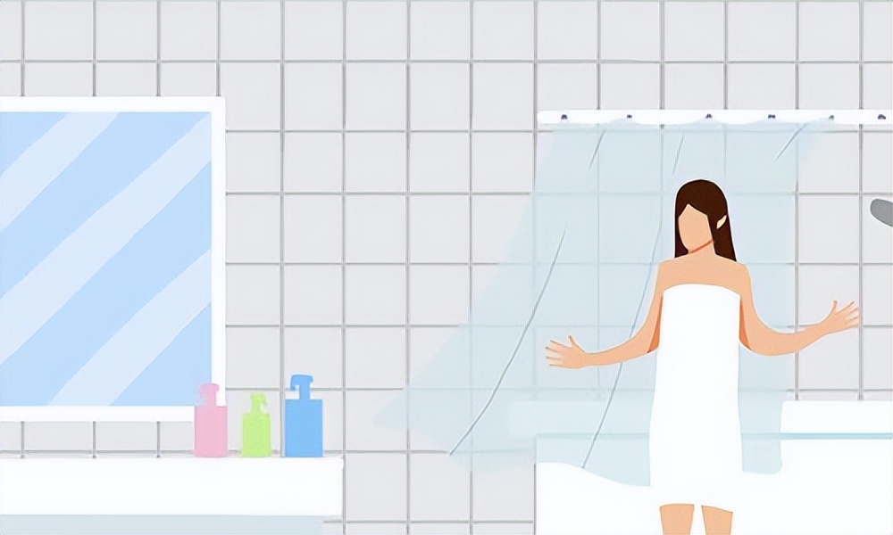 一到夏季，后背长了一些褐色的斑点，这是什么皮肤病？