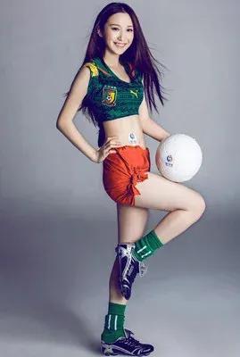 各国足球拉拉队美女服装,女足球拉拉队图片